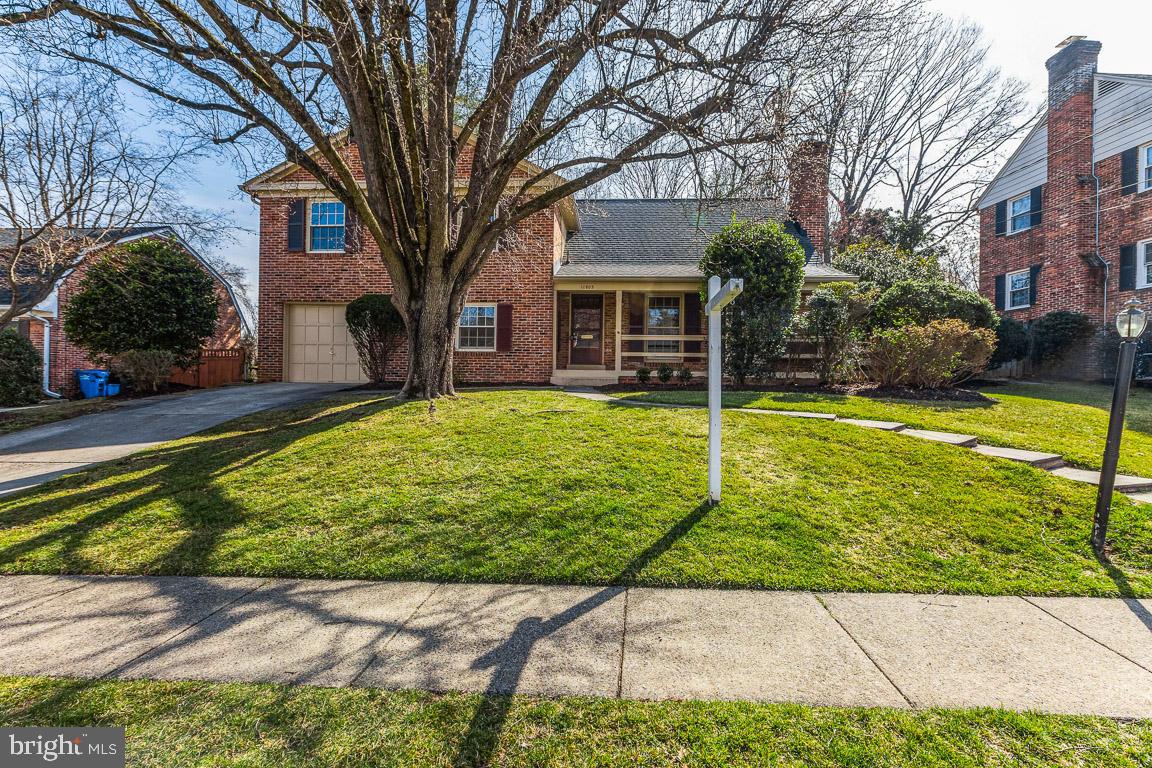 11805 Magruder LANE