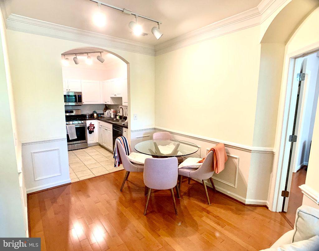 23 Arch PLACE Unit: 274