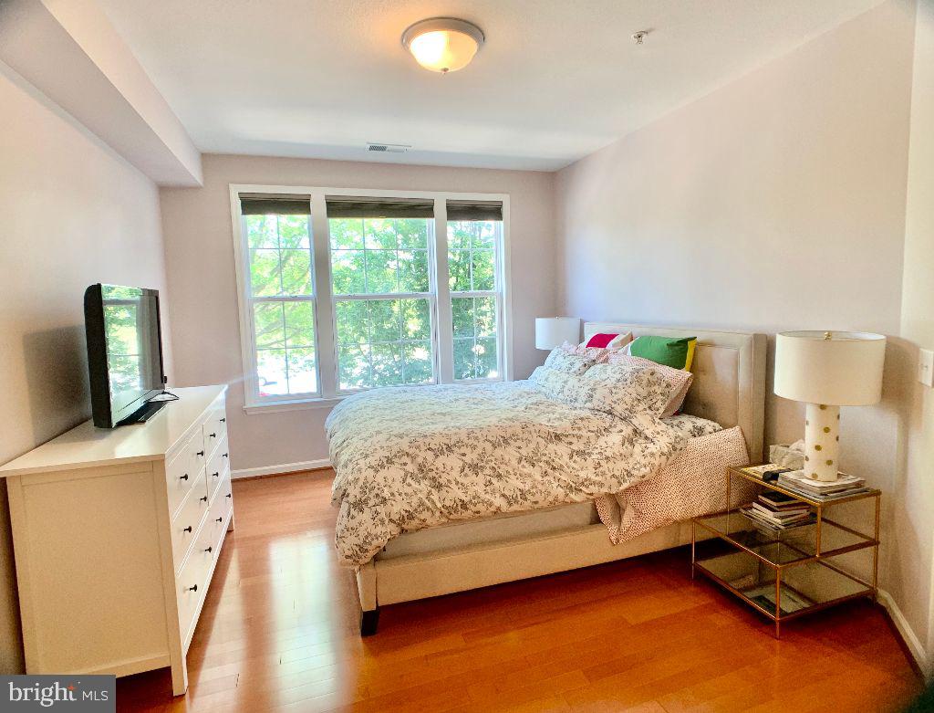23 Arch PLACE Unit: 274