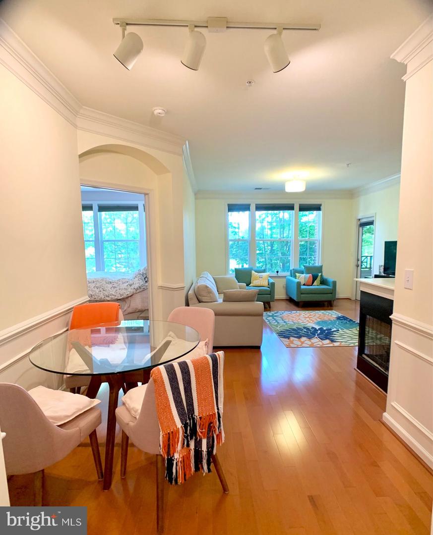 23 Arch PLACE Unit: 274