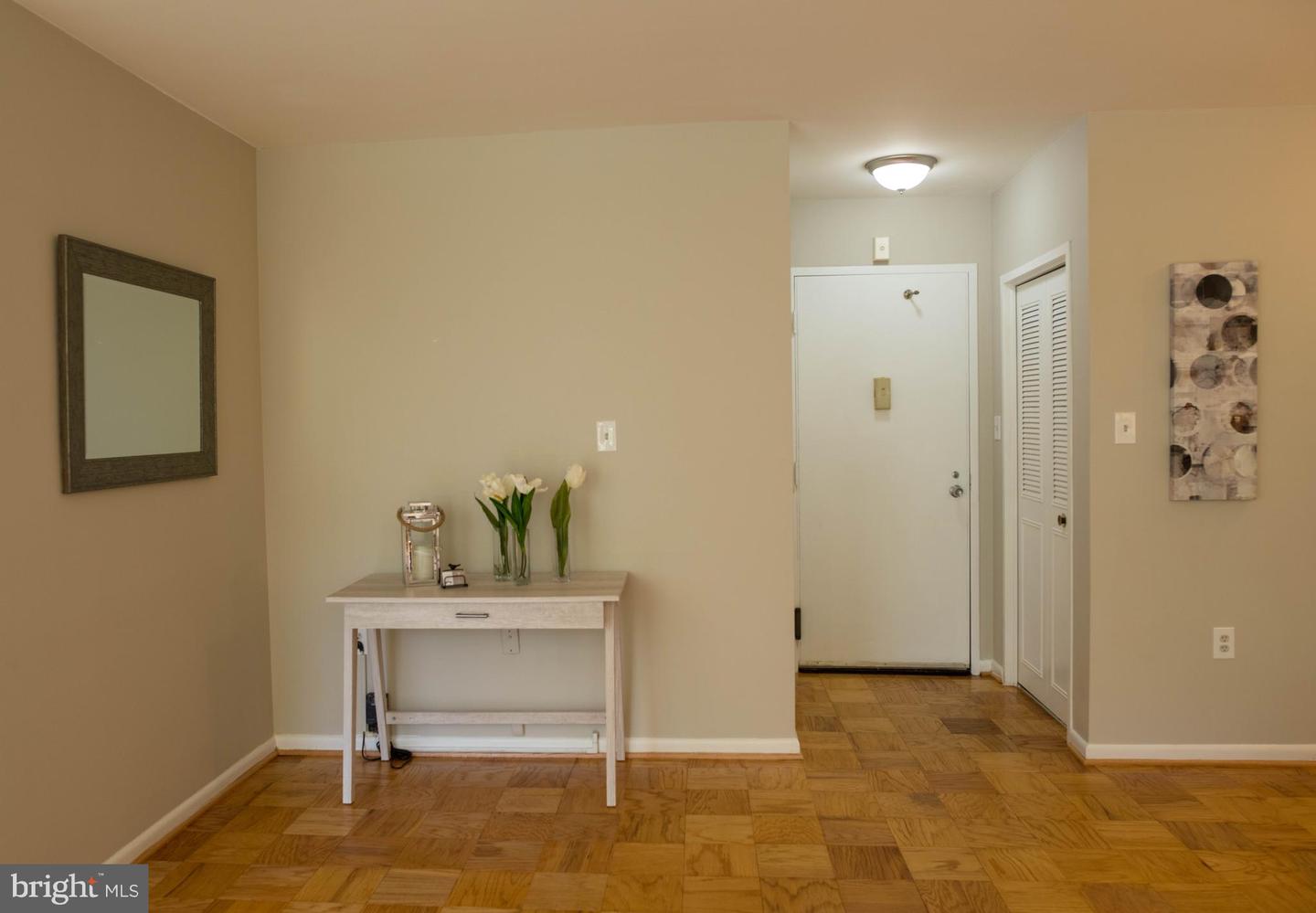 10500 Rockville Pike Unit: 116
