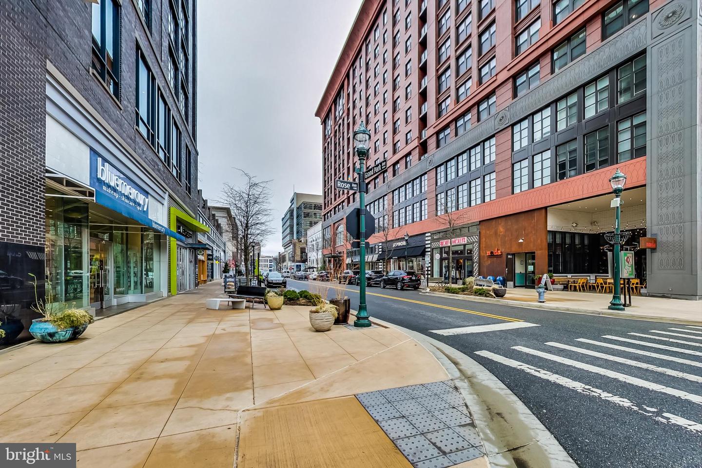 10500 Rockville Pike Unit: 116
