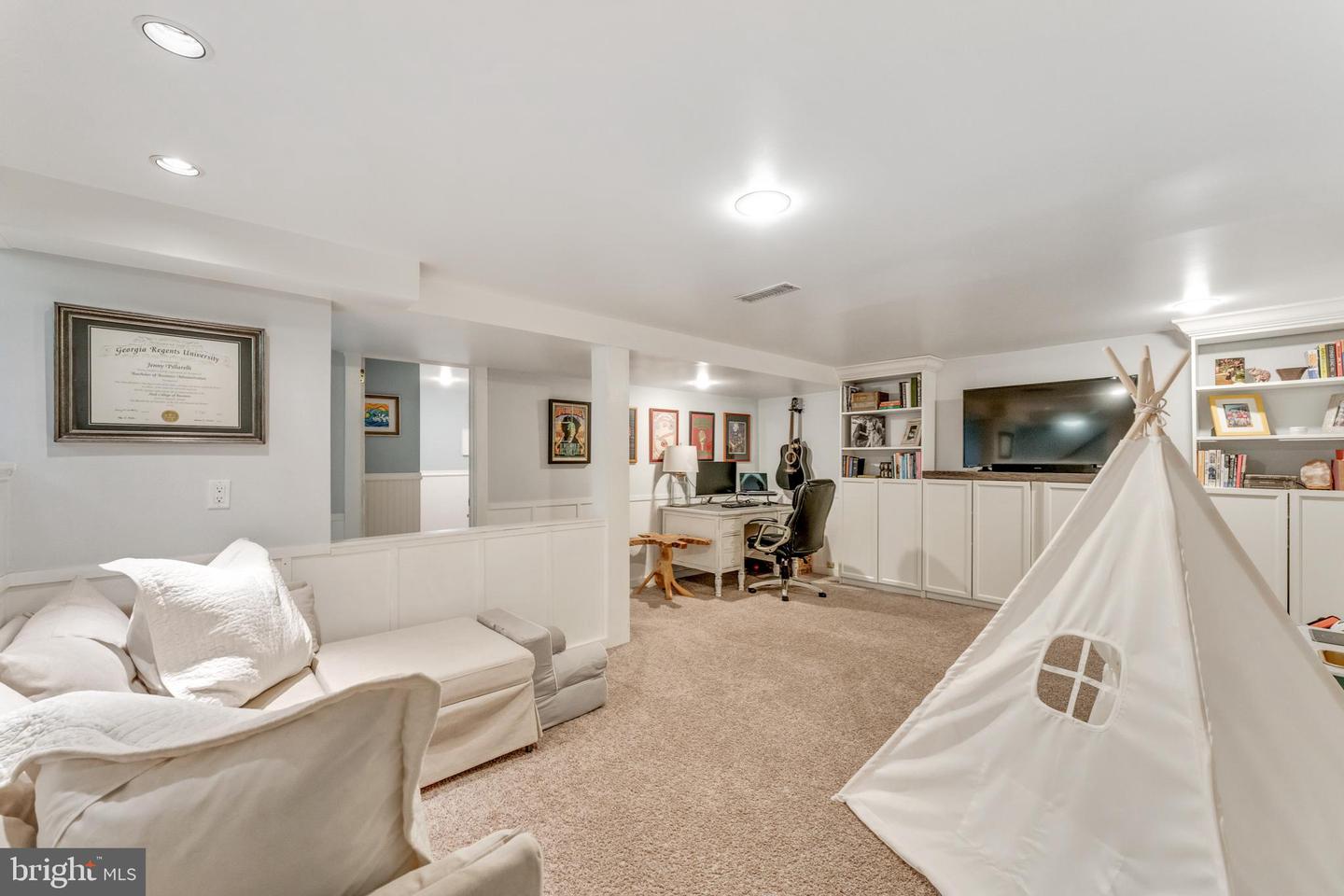 11702 Ashley DRIVE