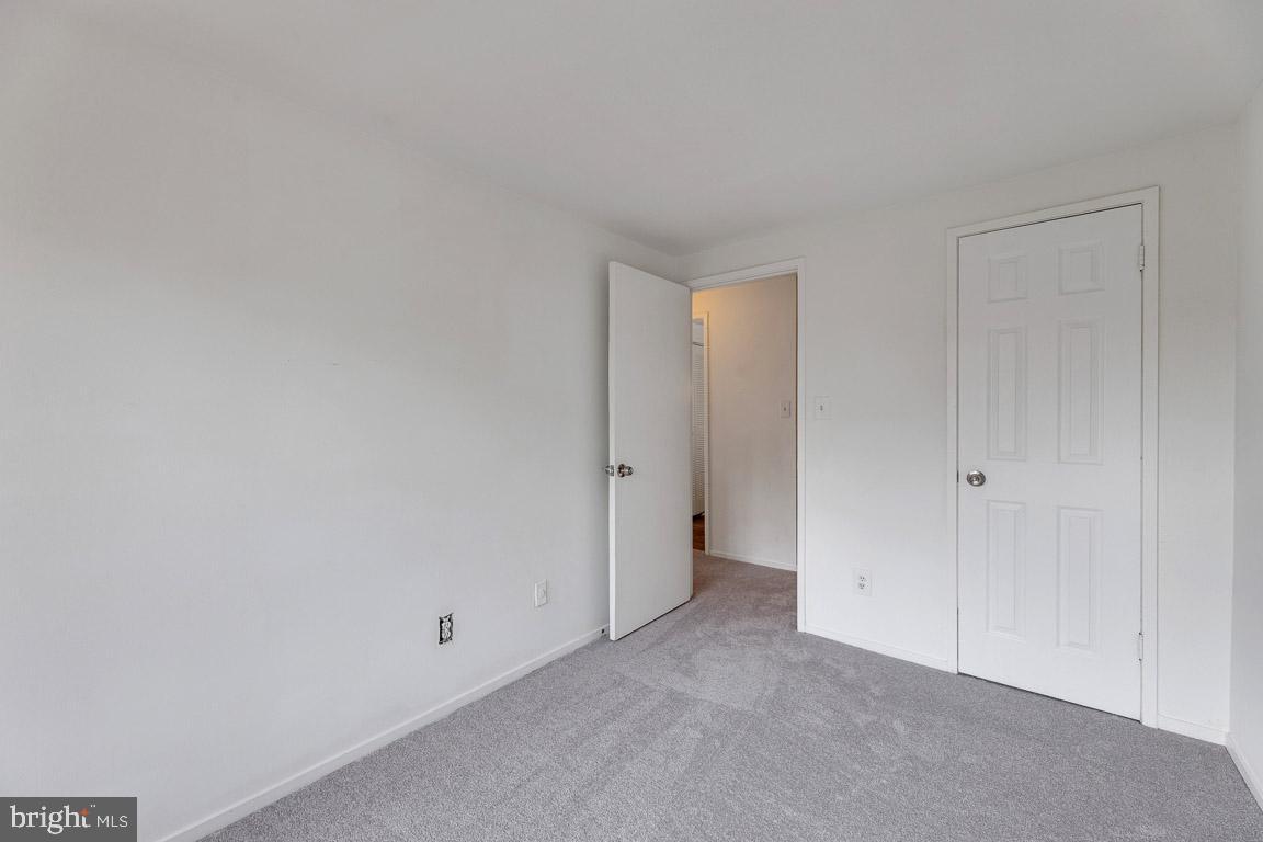 18701 Nathans PLACE