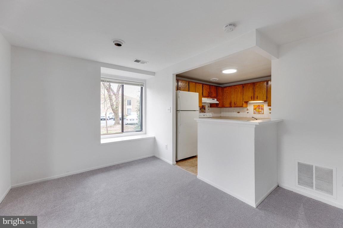 18701 Nathans PLACE