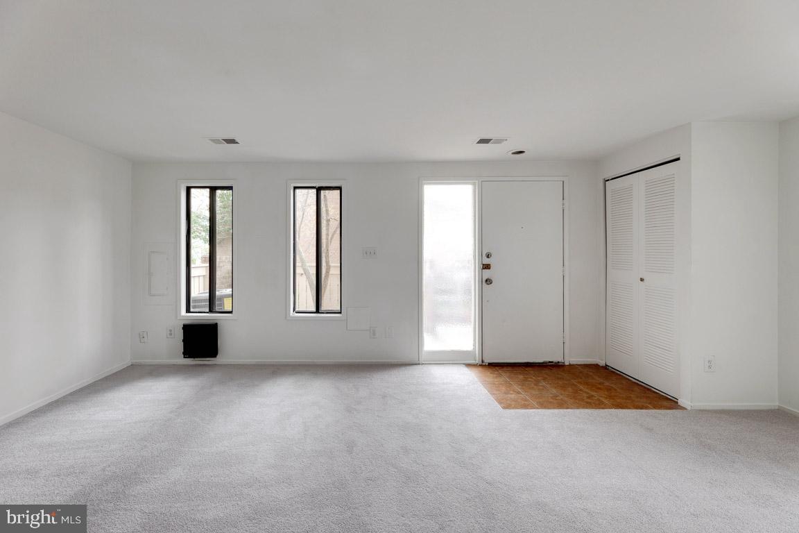 18701 Nathans PLACE