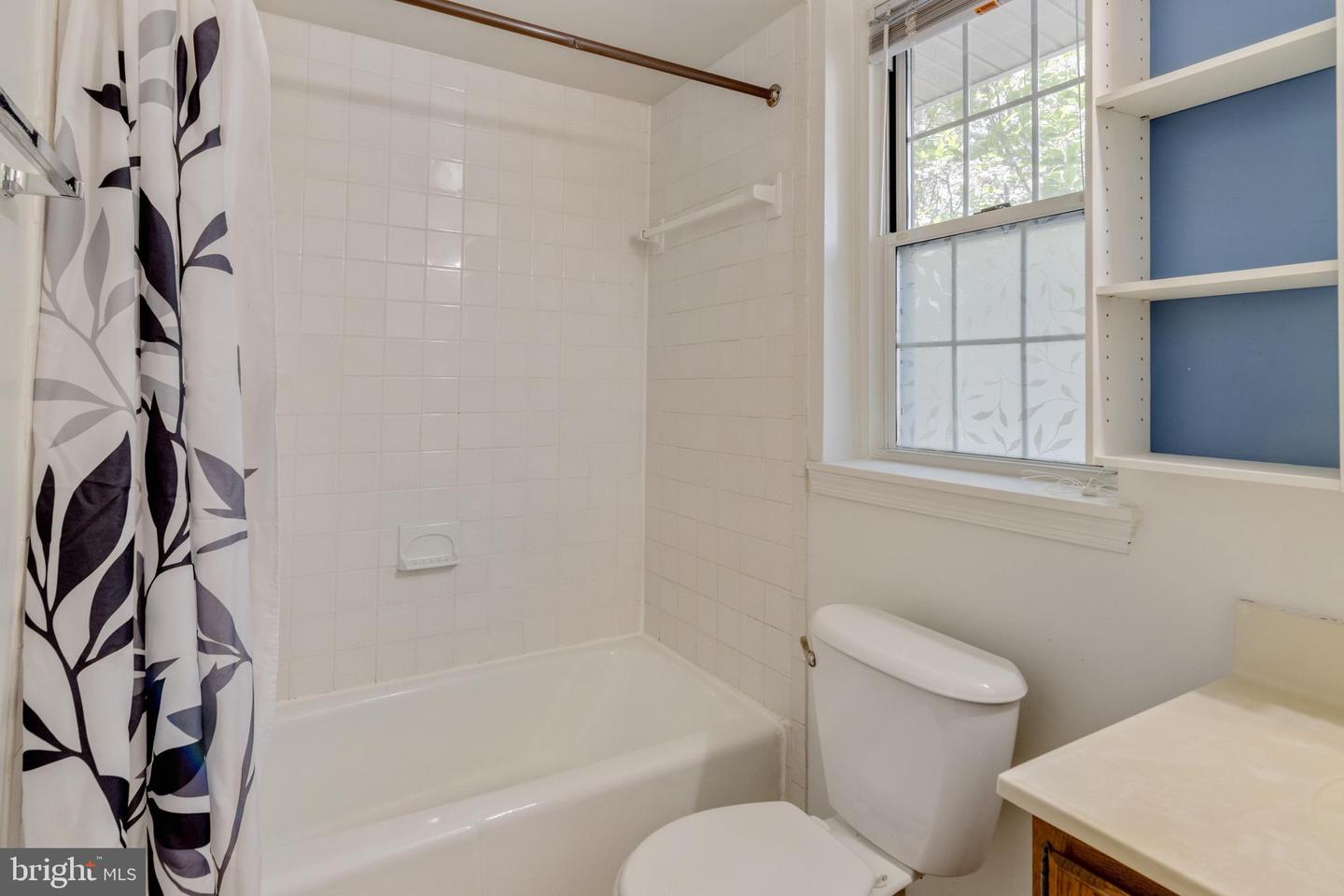 752 Quince Orchard BOULEVARD Unit: 102