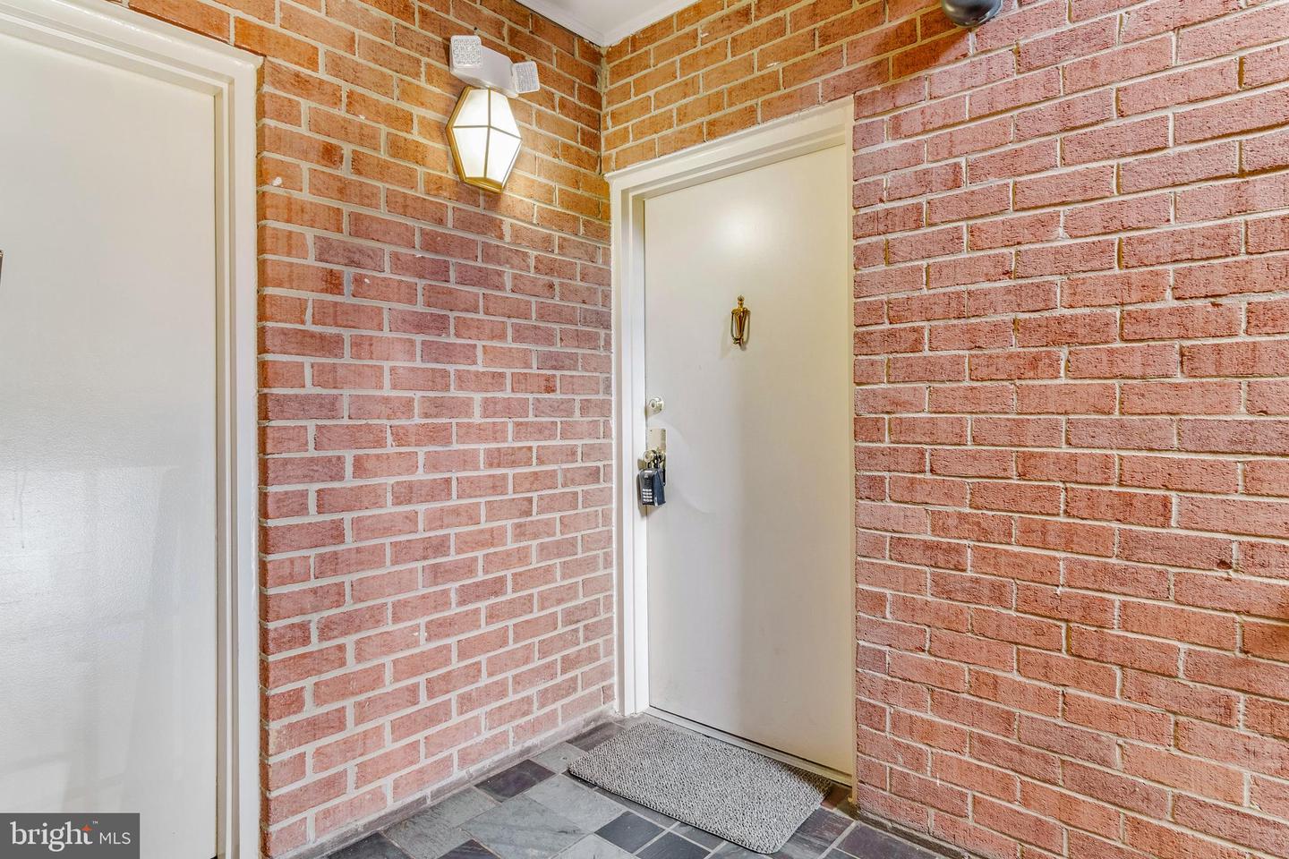 752 Quince Orchard BOULEVARD Unit: 102