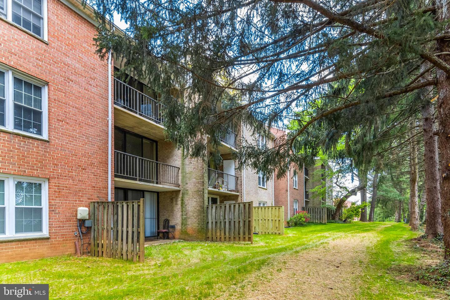 752 Quince Orchard BOULEVARD Unit: 102
