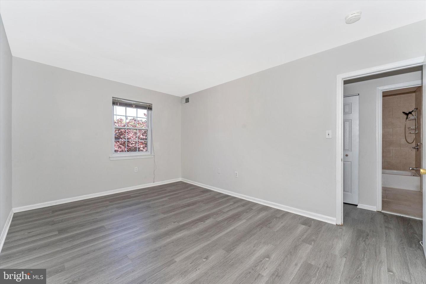 864 College PARKWAY Unit: 202