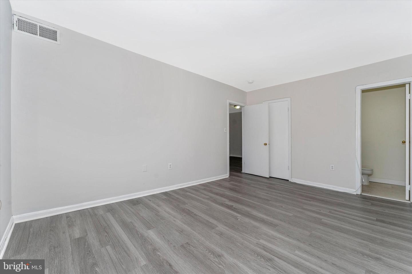 864 College PARKWAY Unit: 202