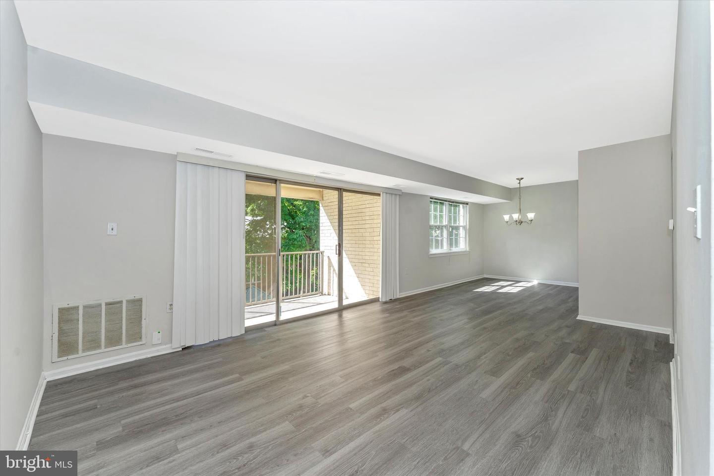 864 College PARKWAY Unit: 202