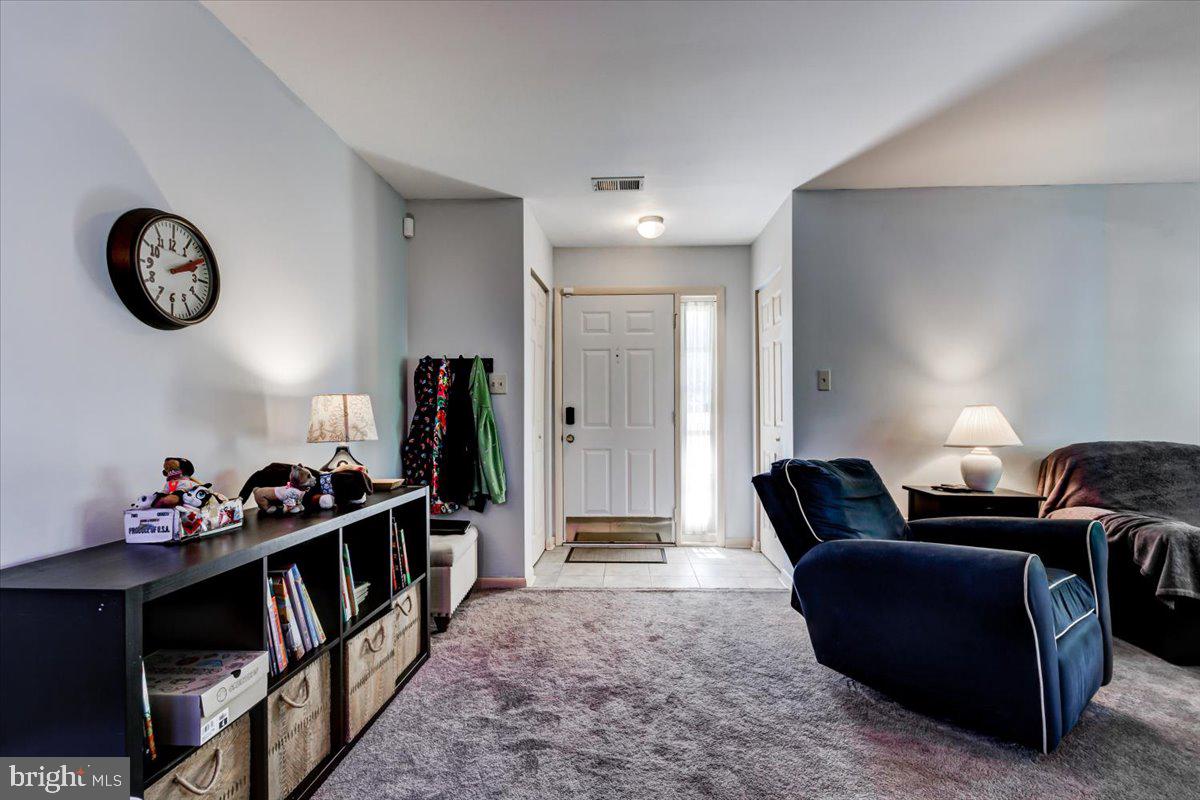 19943 Appledowre CIRCLE Unit: 103