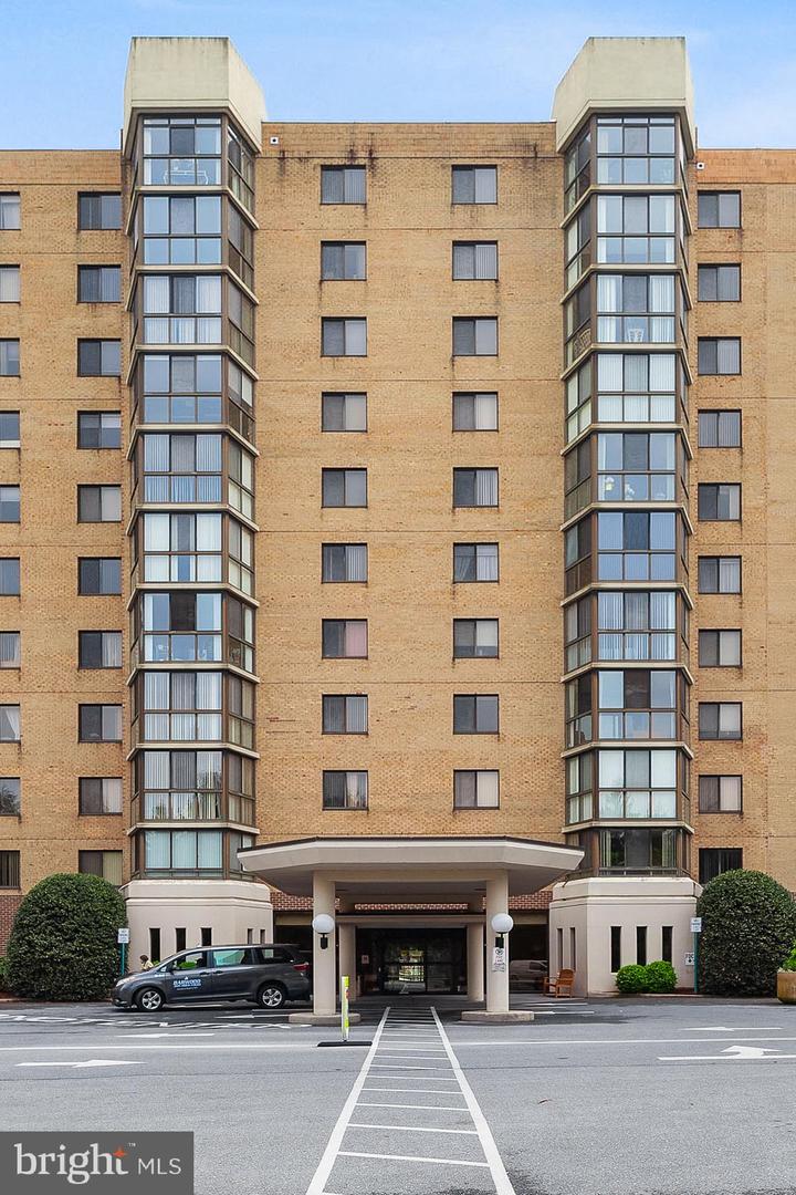 3310 N Leisure World BOULEVARD Unit: 6-810