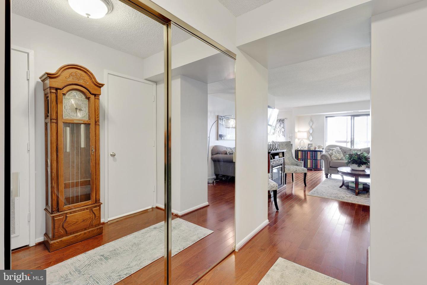 3310 N Leisure World BOULEVARD Unit: 6-810