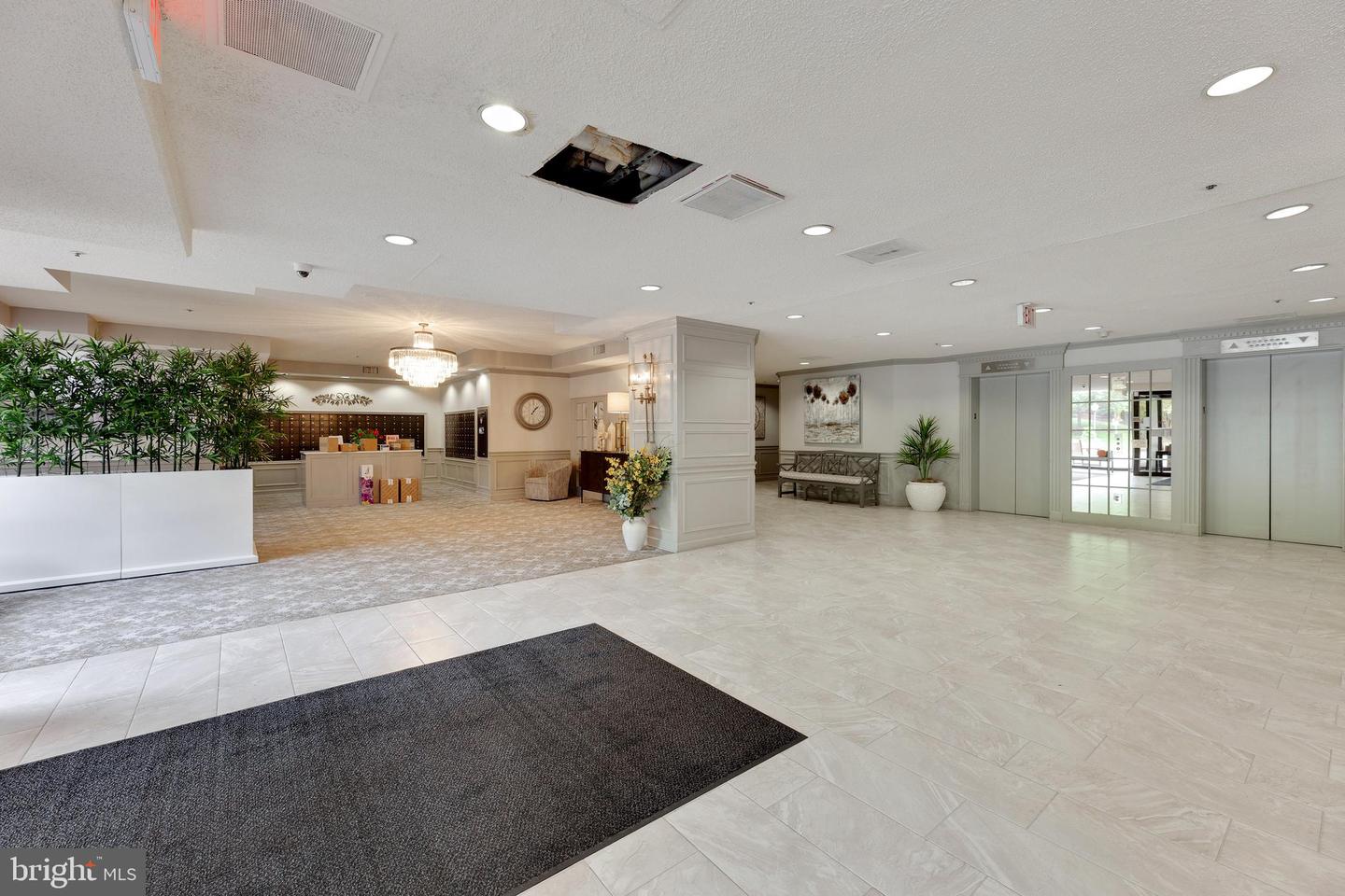 3310 N Leisure World BOULEVARD Unit: 6-810