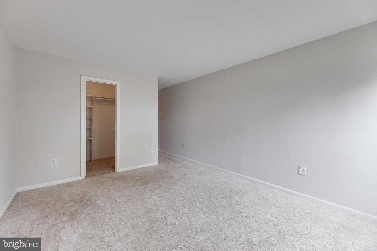 20665 Shadyside WAY Unit: 8-122