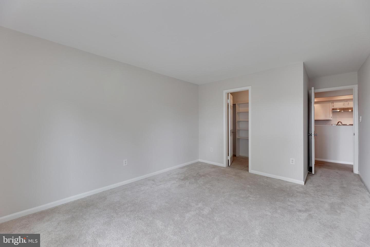 20665 Shadyside WAY Unit: 8-122