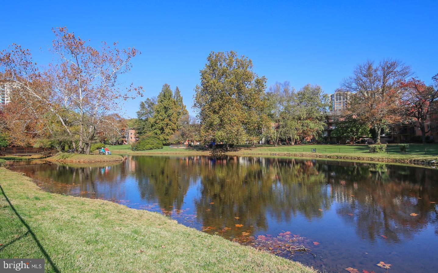 10201 Grosvenor PLACE Unit: 1524