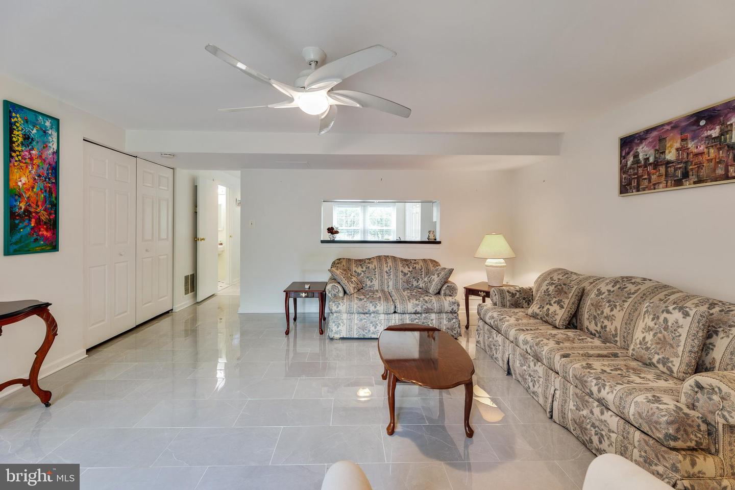 18604 Cross Country LANE