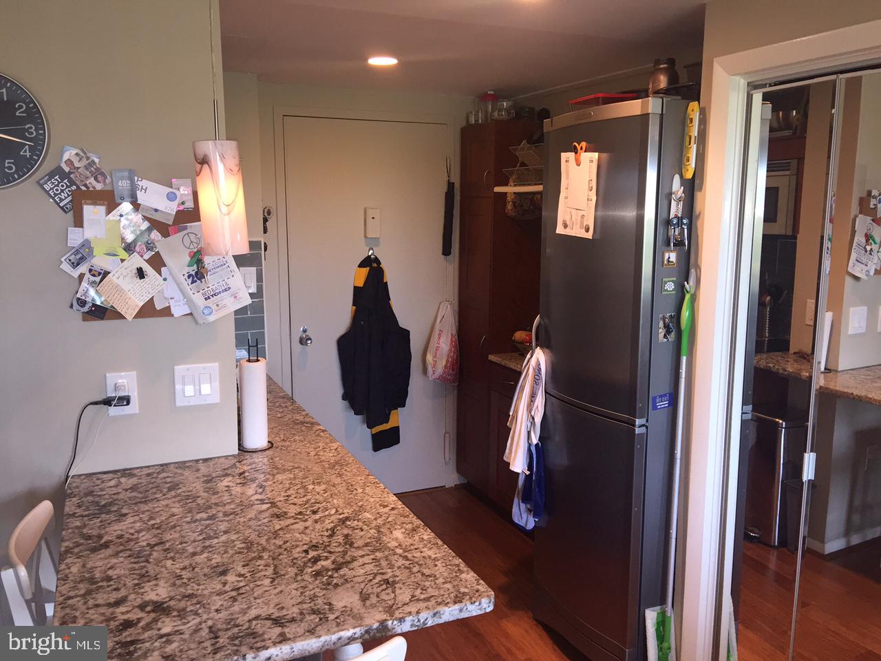 10201 Grosvenor PLACE Unit: 1504-A