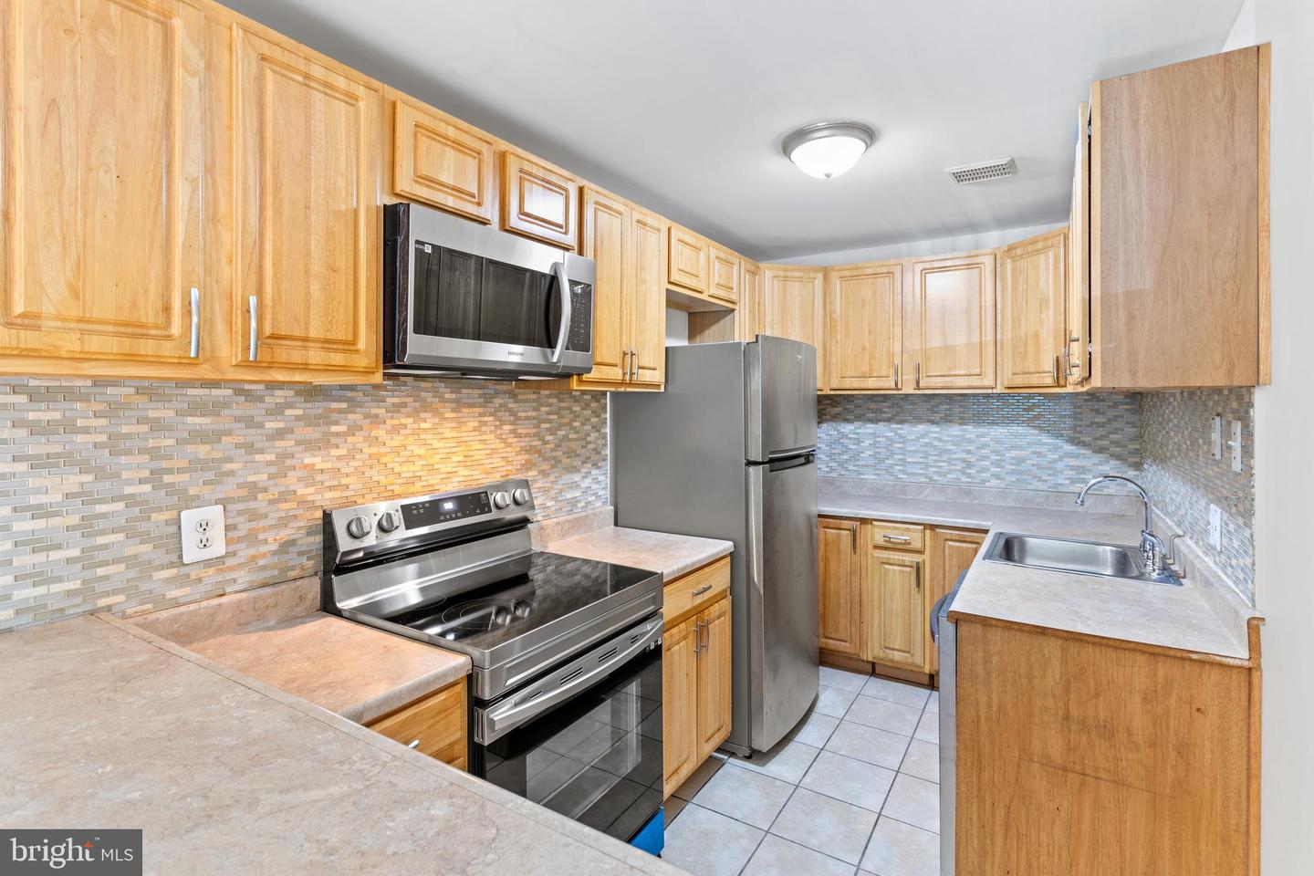 9804 Brookridge COURT