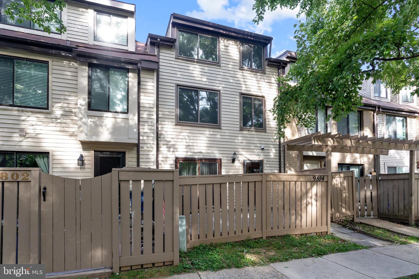 9804 Brookridge COURT