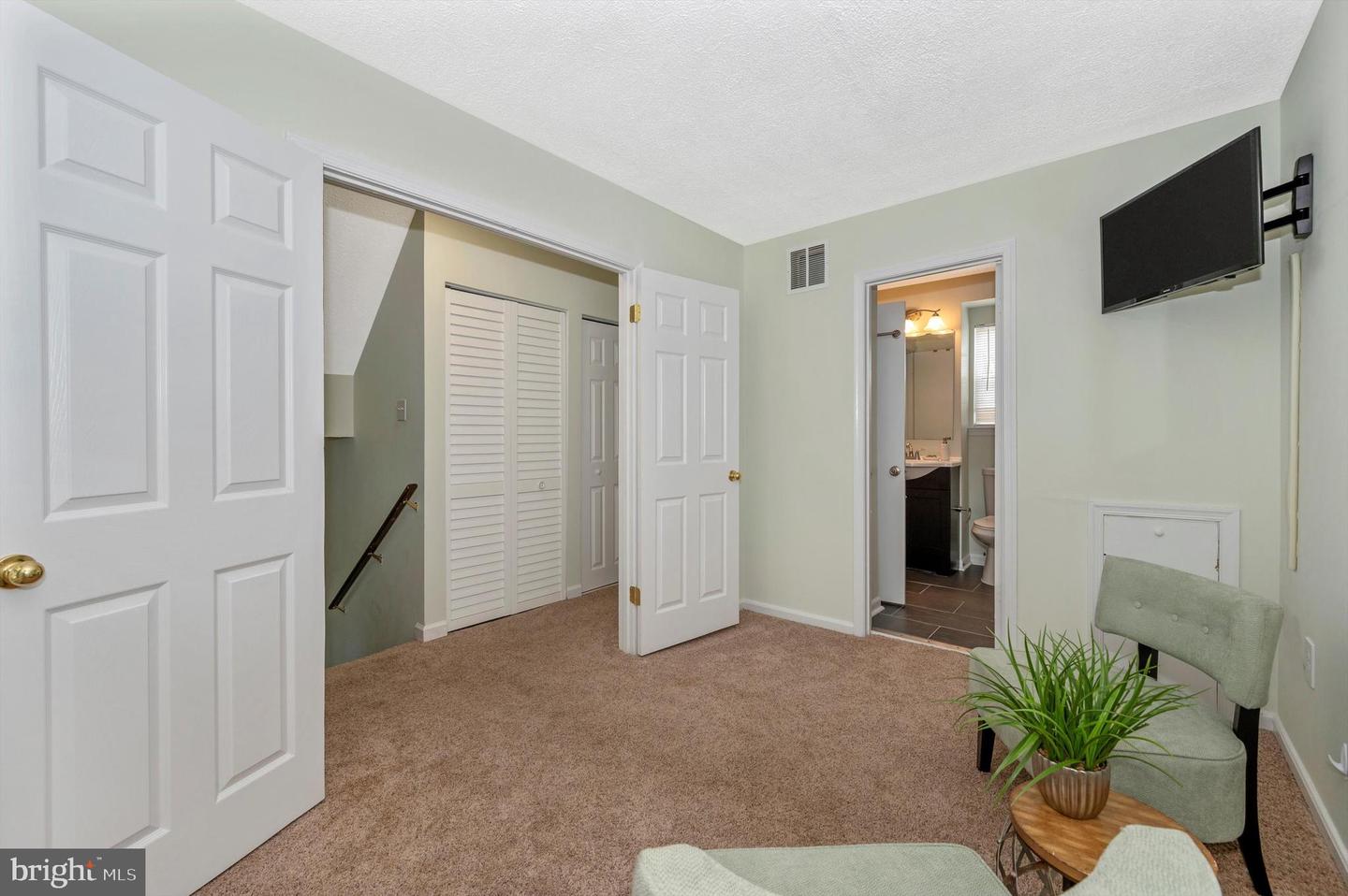 2927 McGee WAY