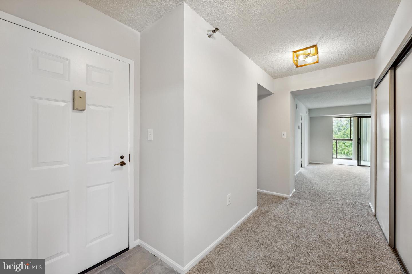 15101 Interlachen DRIVE Unit: 1-626