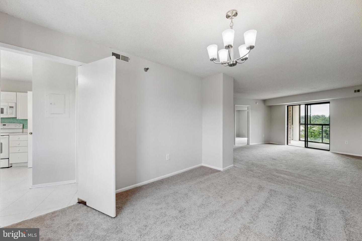 15101 Interlachen DRIVE Unit: 1-626