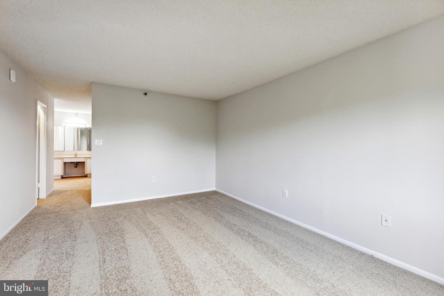 15101 Interlachen DRIVE Unit: 1-626