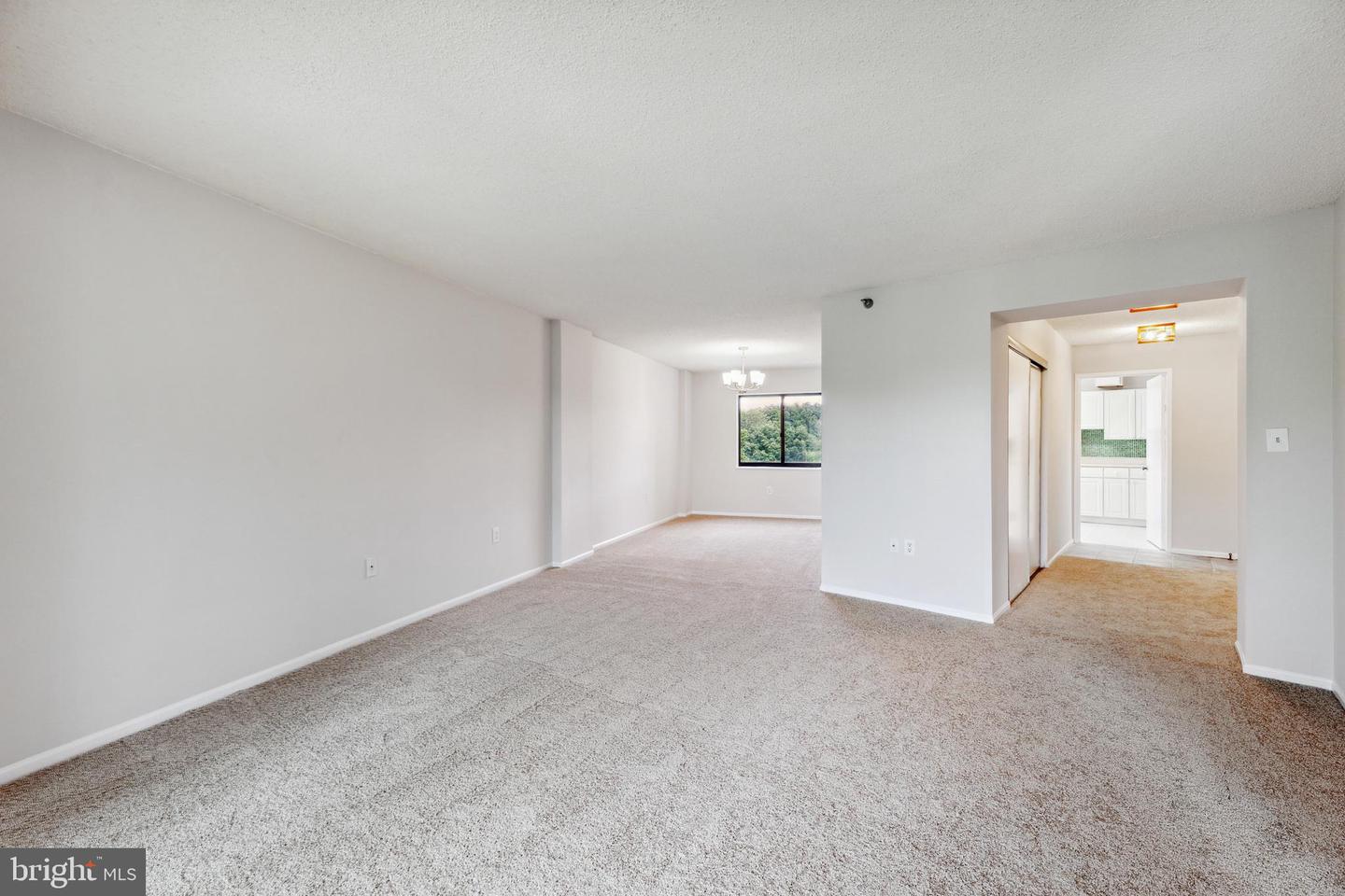 15101 Interlachen DRIVE Unit: 1-626