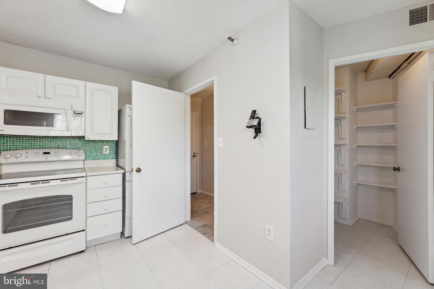 15101 Interlachen DRIVE Unit: 1-626