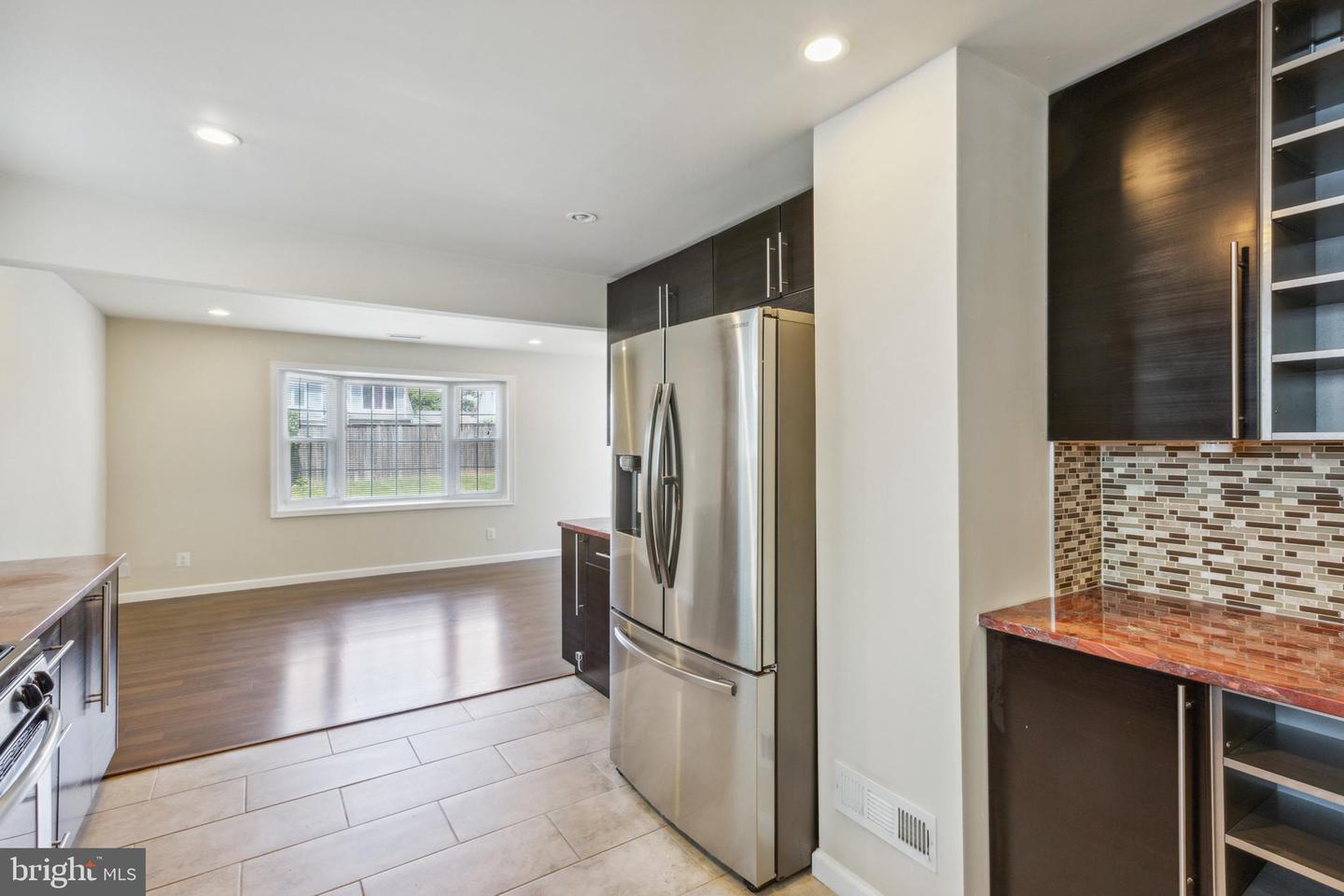 1002 Paul DRIVE