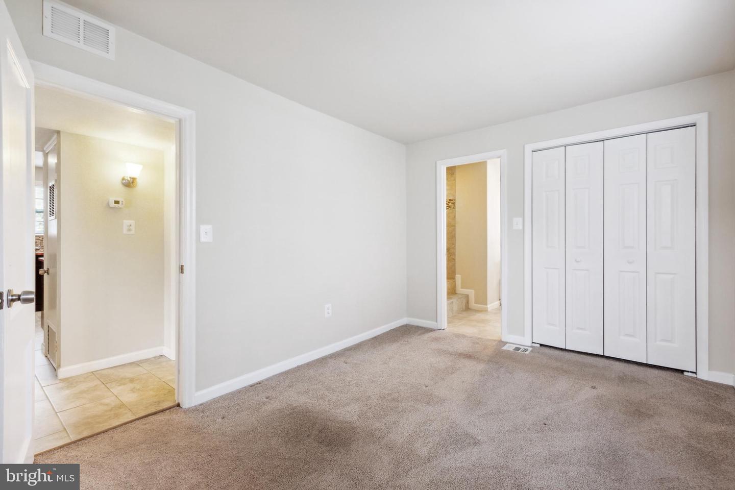 1002 Paul DRIVE