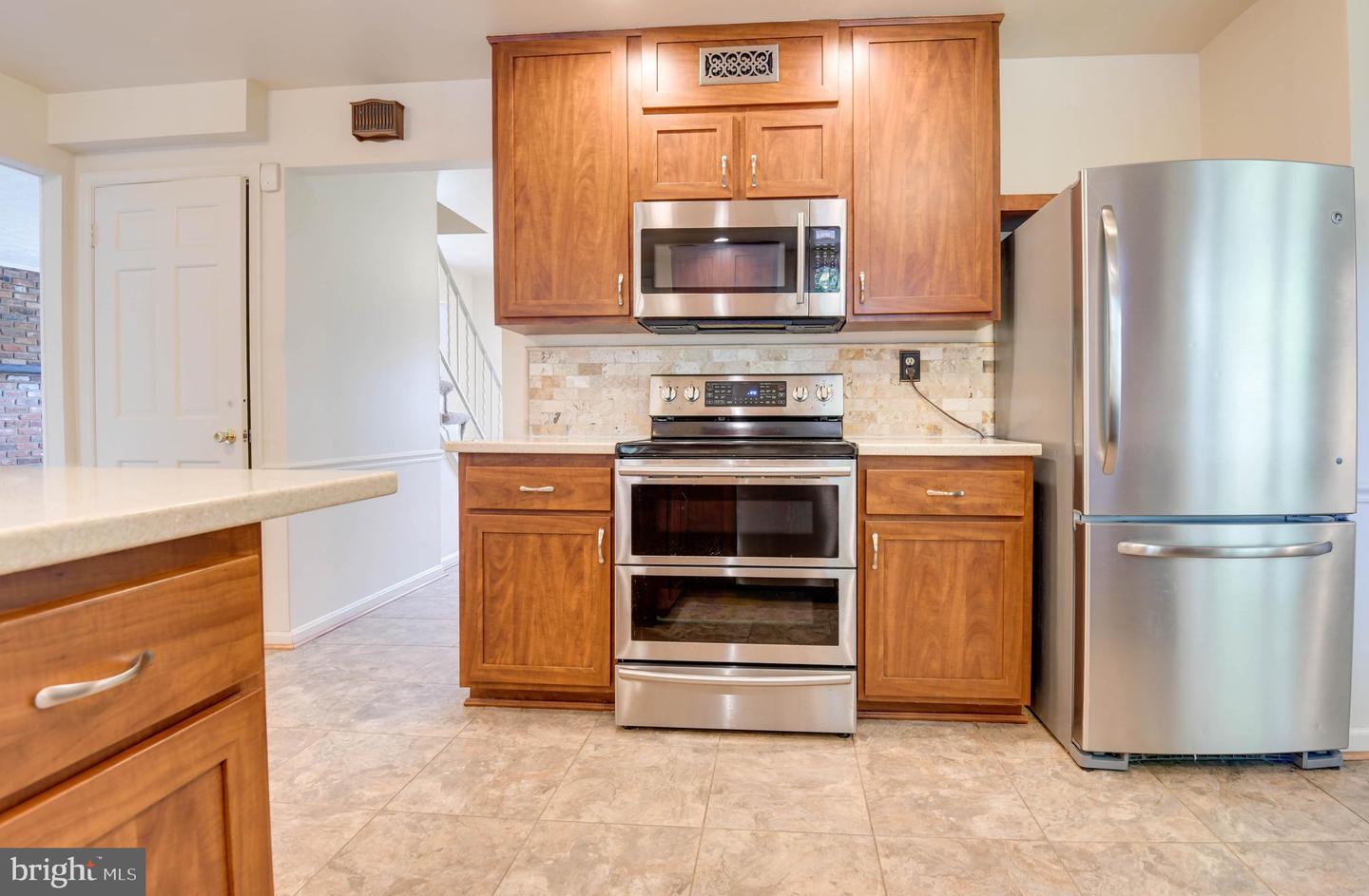 4633 Cherry Valley DRIVE