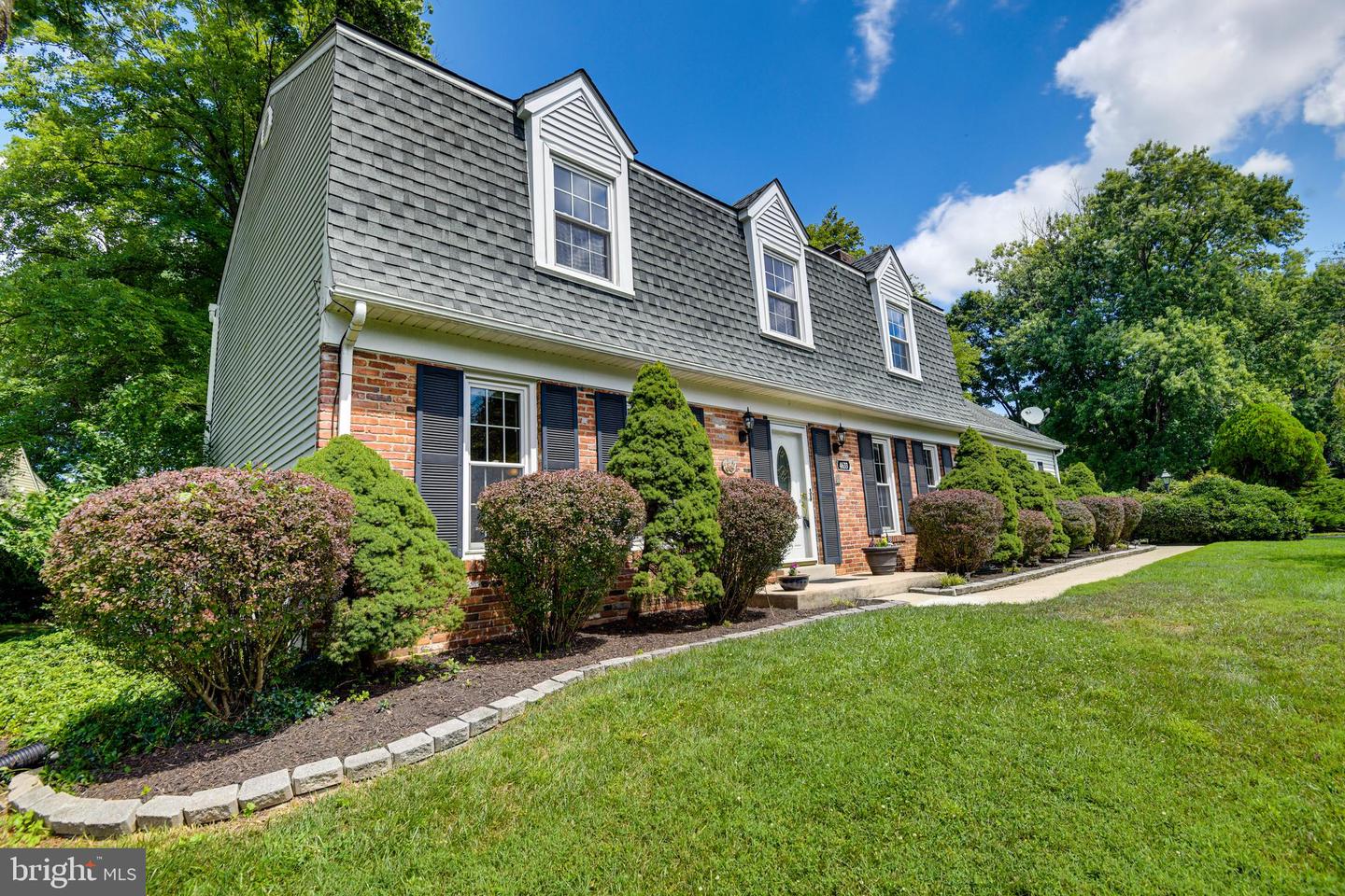 4633 Cherry Valley DRIVE