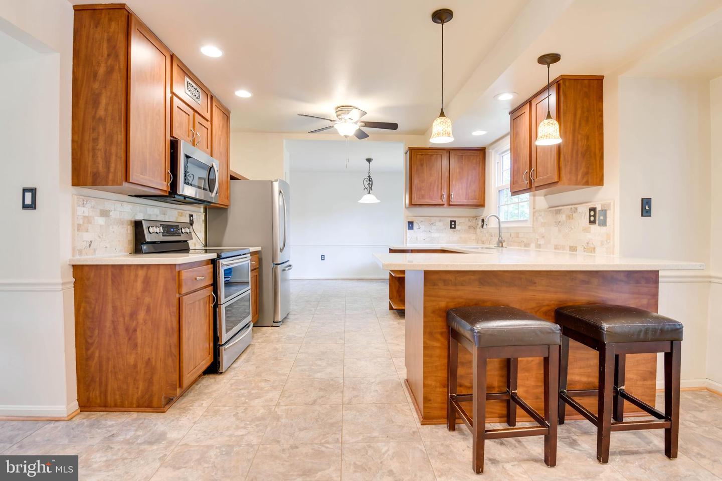 4633 Cherry Valley DRIVE