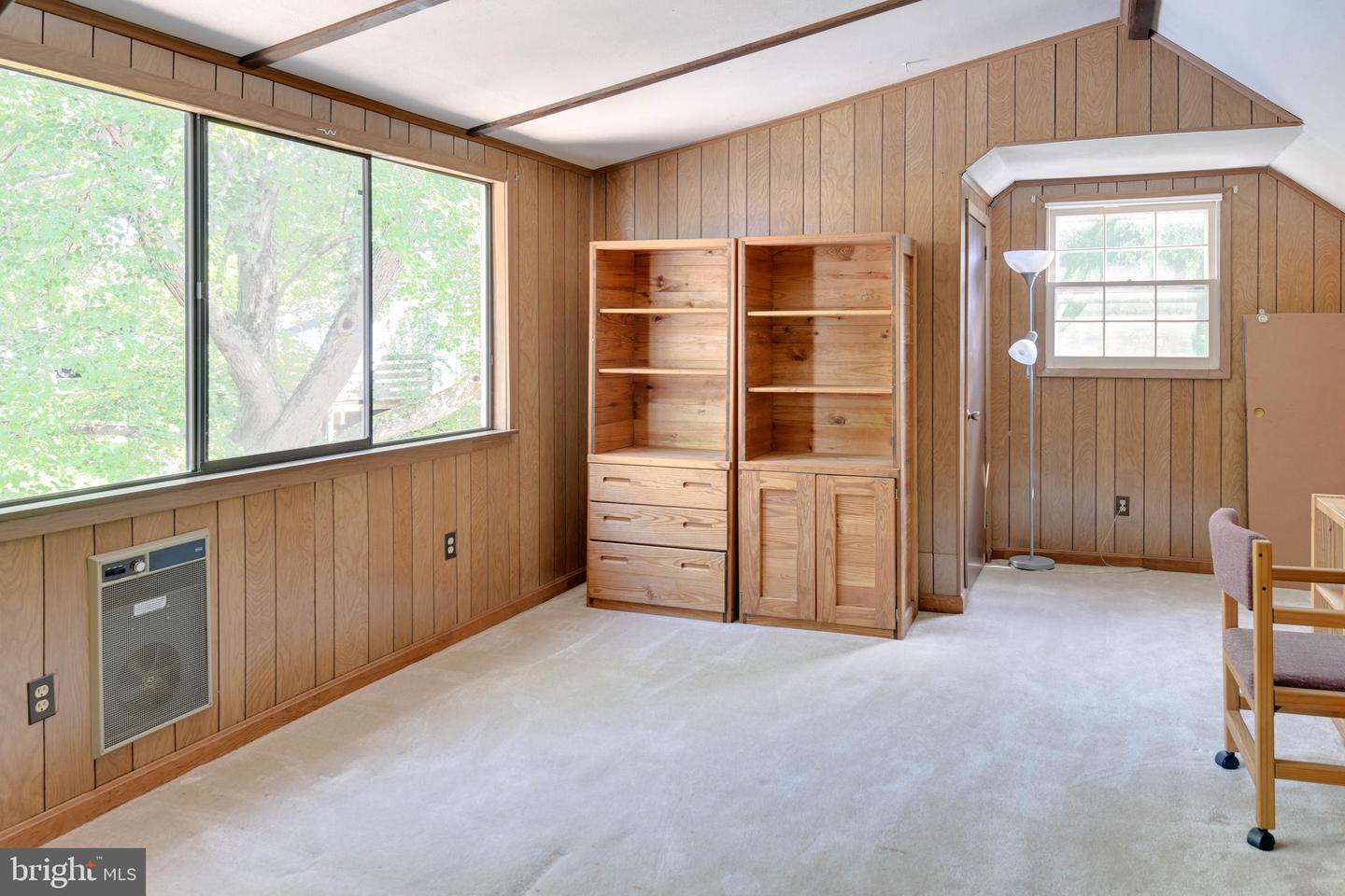 4633 Cherry Valley DRIVE