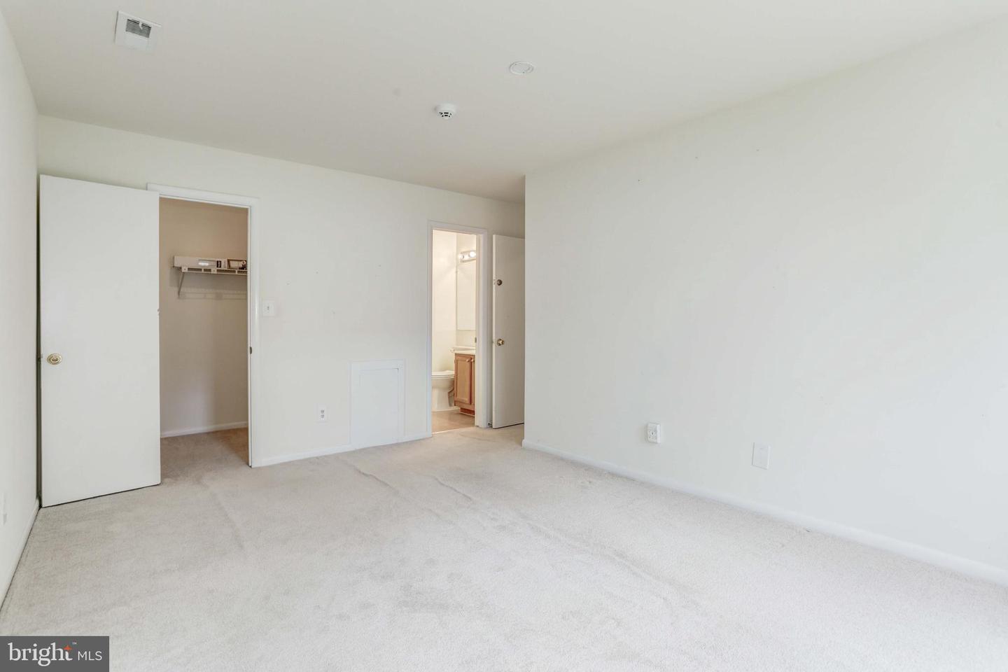 20193 Locustdale DRIVE Unit: 280