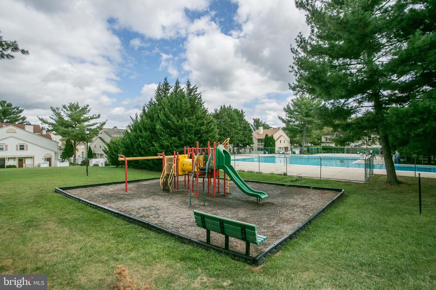 20193 Locustdale DRIVE Unit: 280