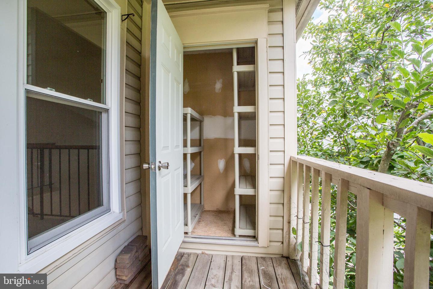 20193 Locustdale DRIVE Unit: 280
