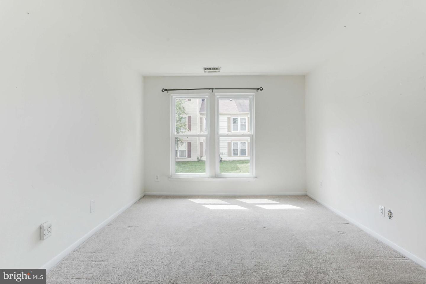 20193 Locustdale DRIVE Unit: 280