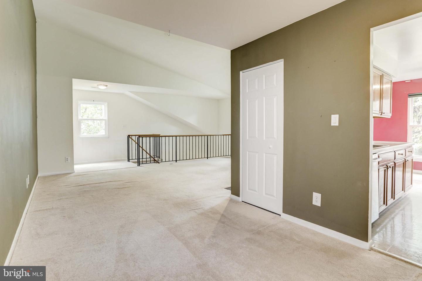 20193 Locustdale DRIVE Unit: 280
