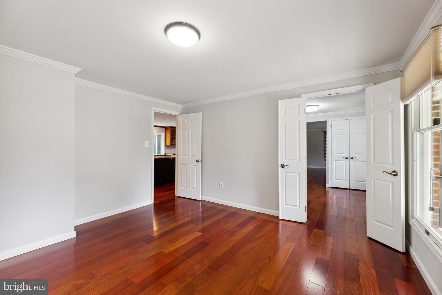 18813 Luray COURT