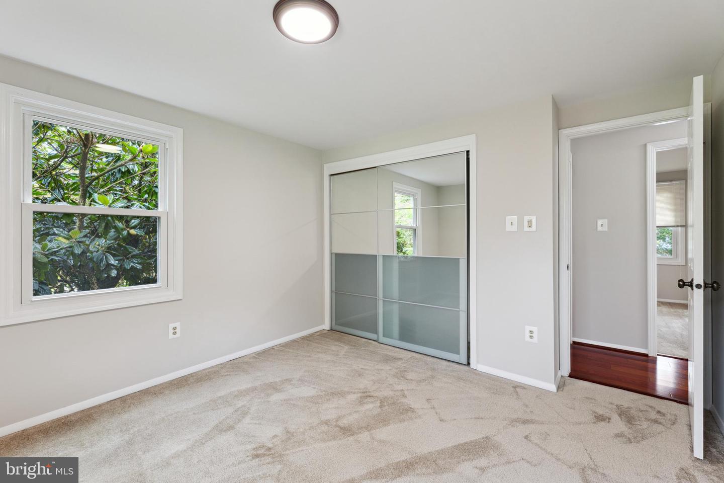 18813 Luray COURT