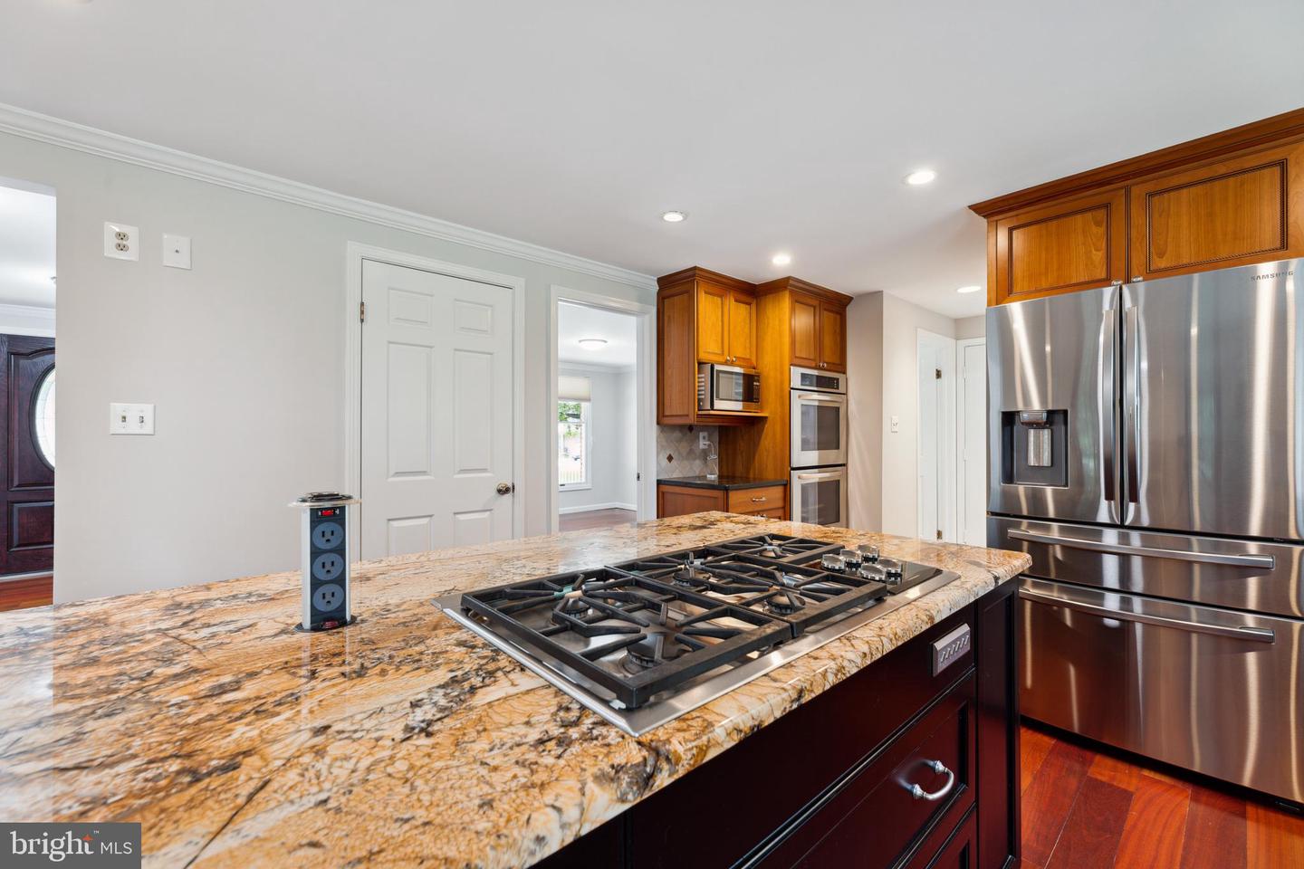 18813 Luray COURT