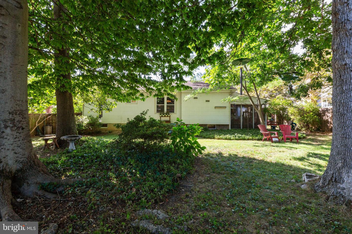 13915 Bauer DRIVE