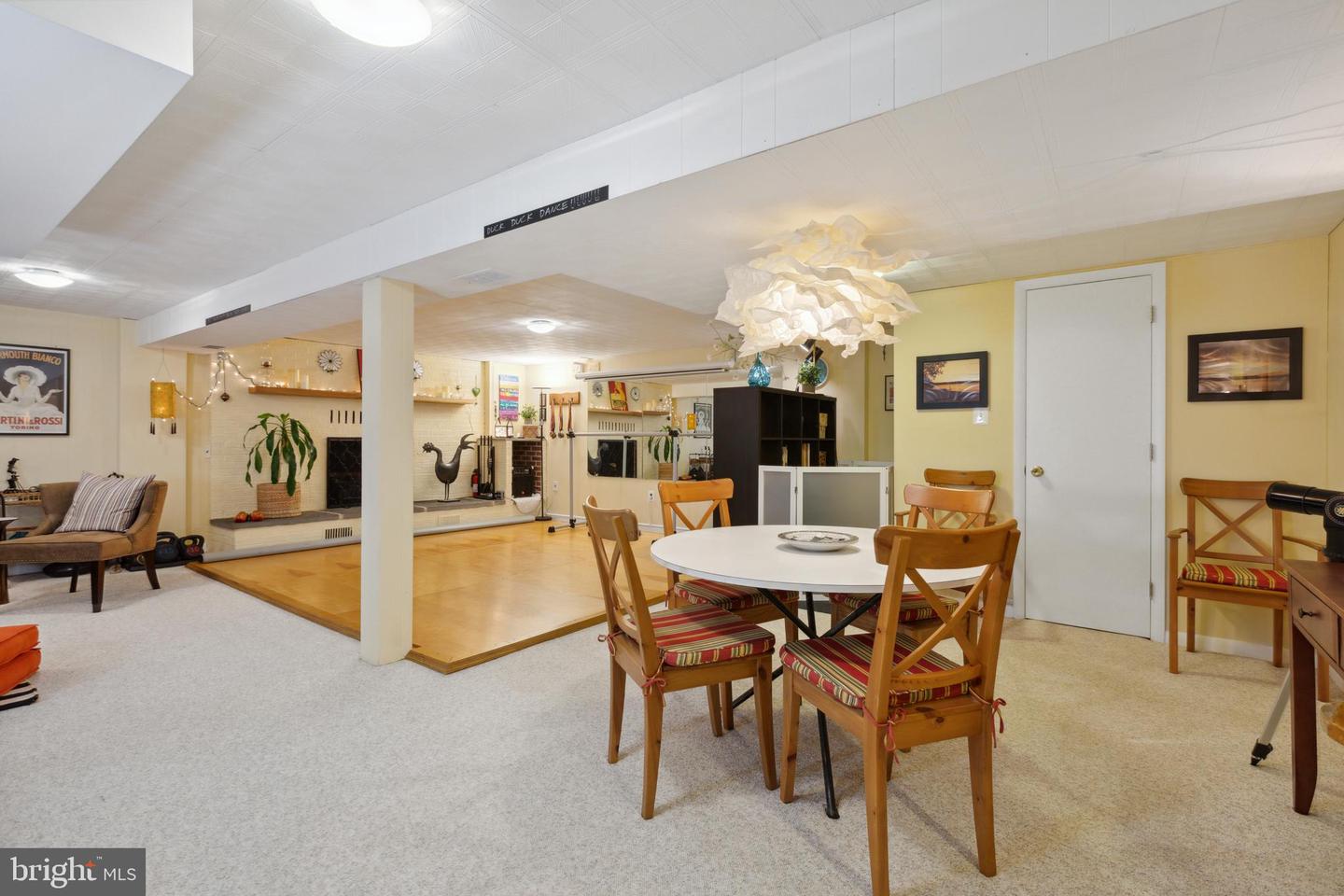 13915 Bauer DRIVE
