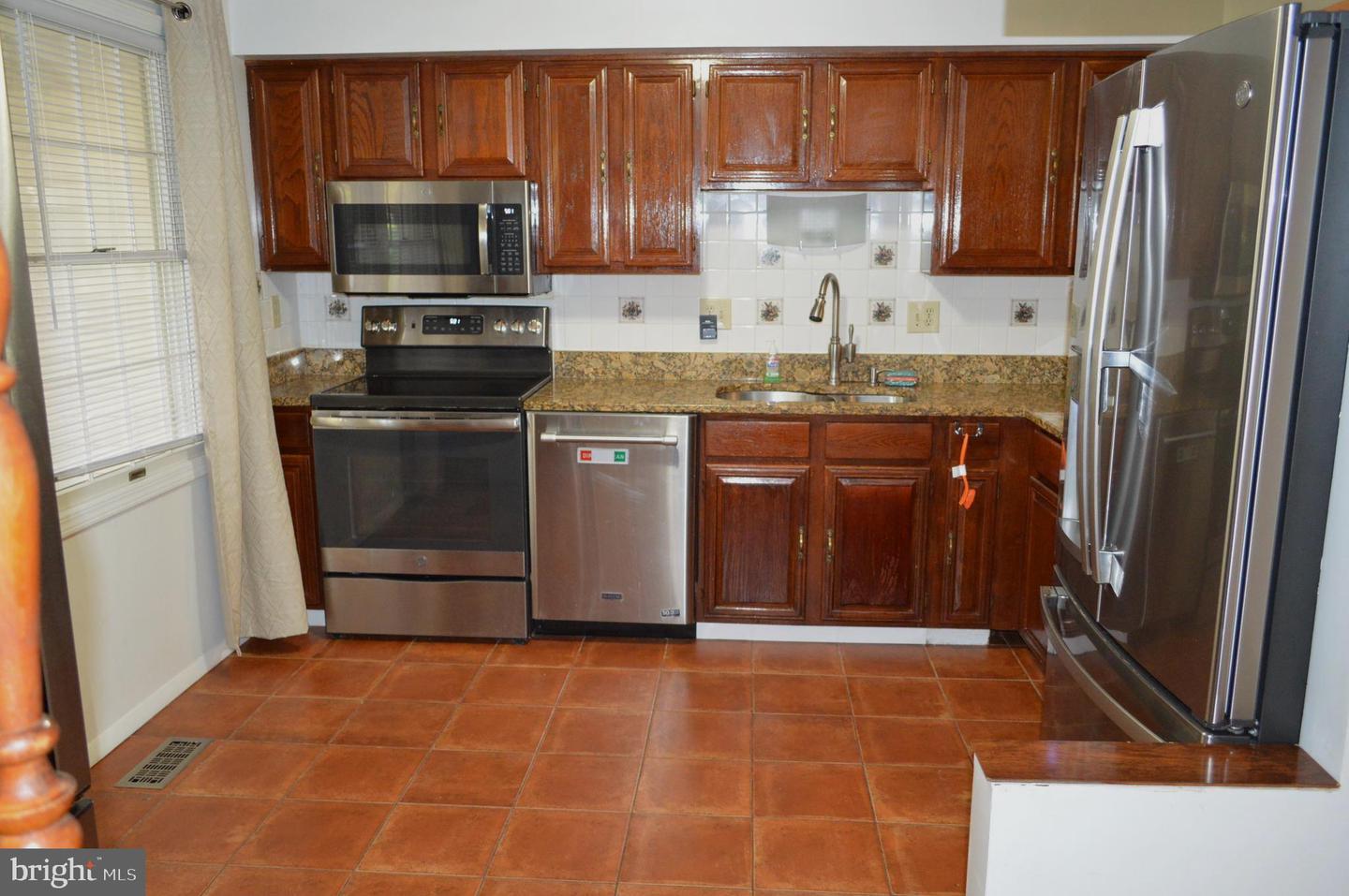 7825 Fairborn COURT